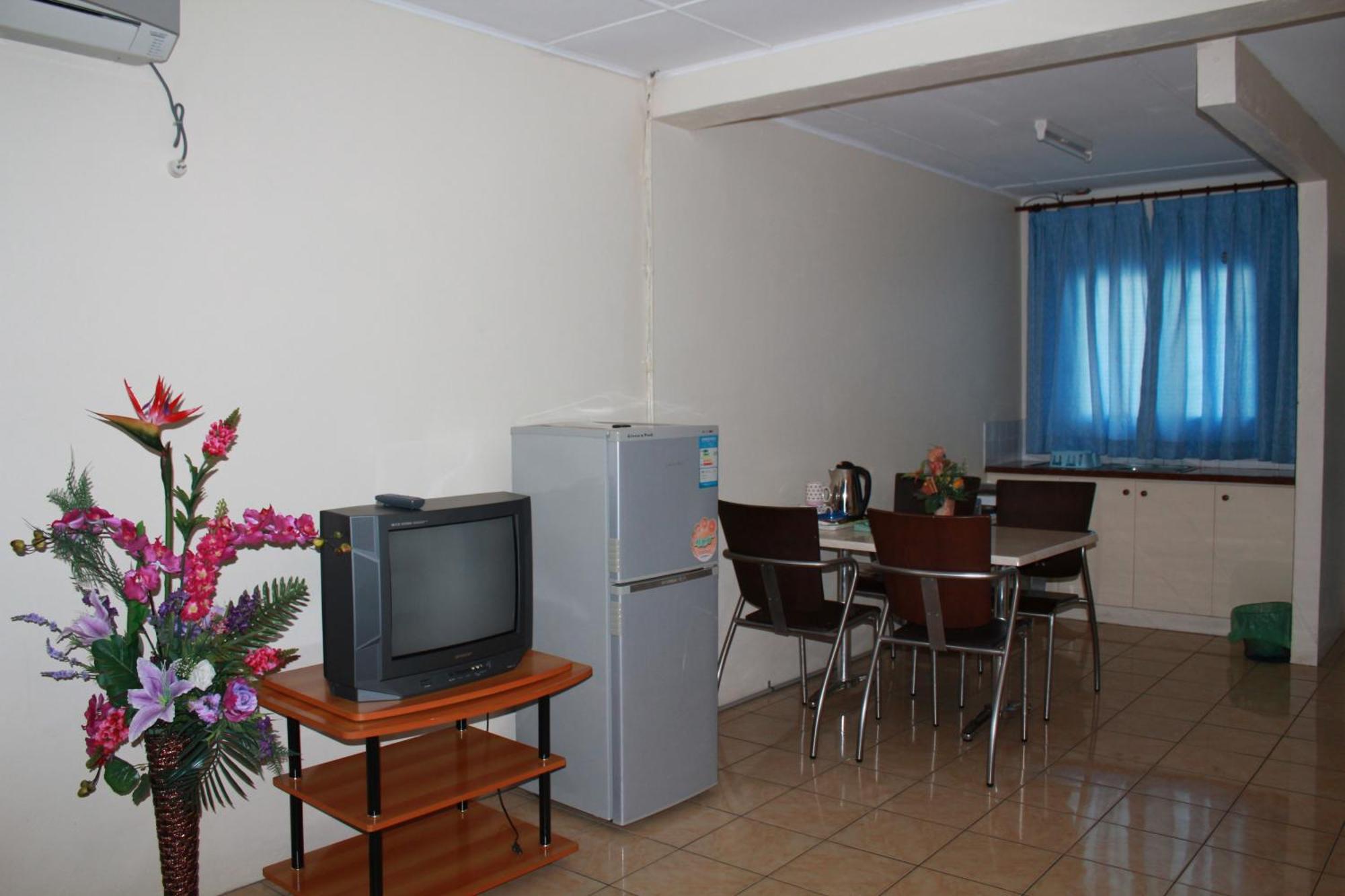 Pacific Paradise Motel Порт Вила Екстериор снимка