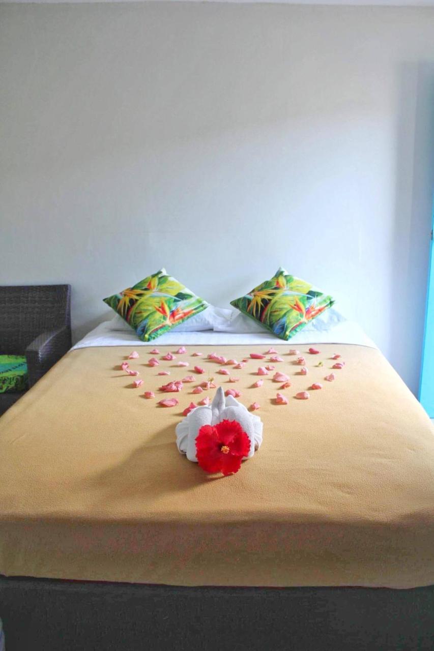 Pacific Paradise Motel Порт Вила Екстериор снимка