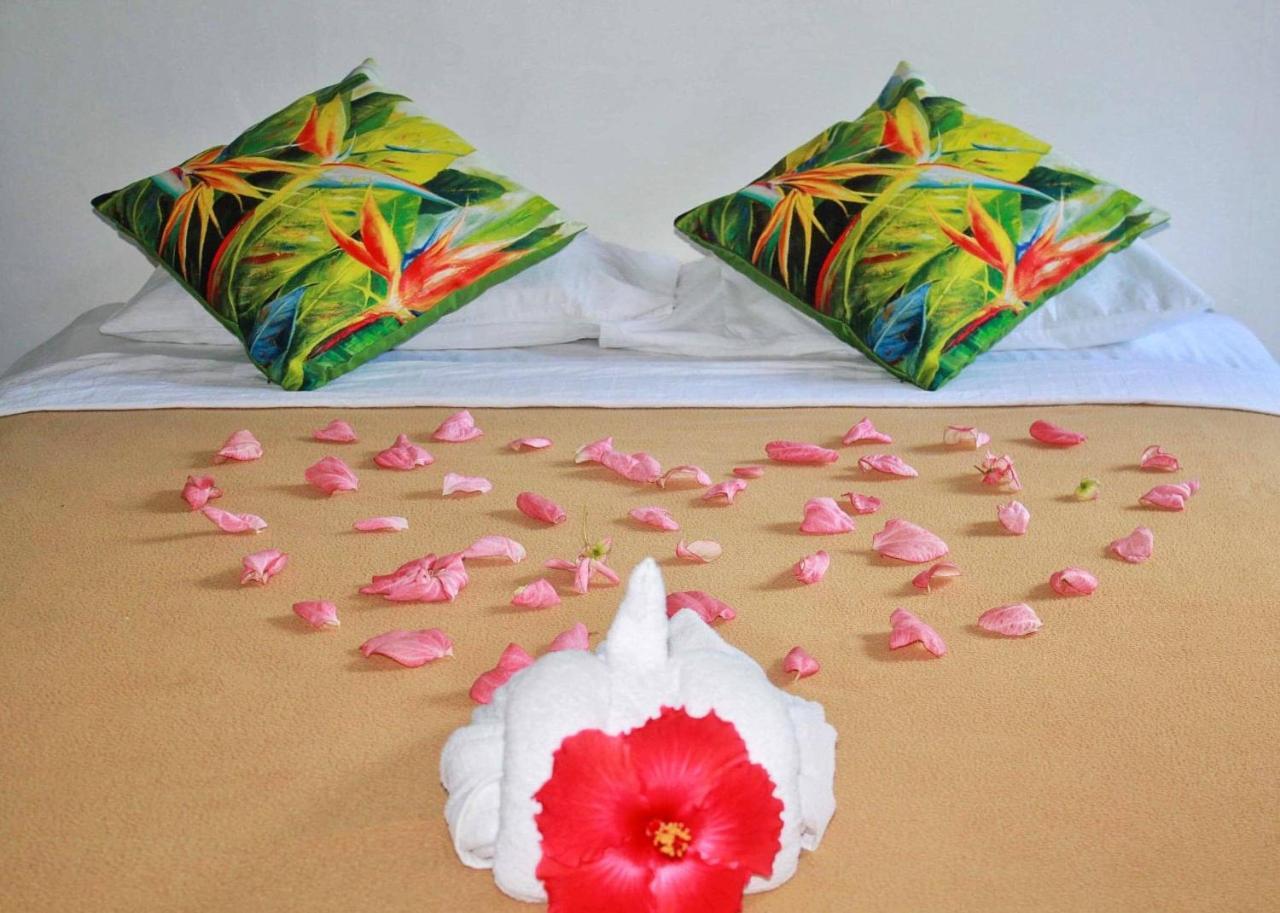 Pacific Paradise Motel Порт Вила Екстериор снимка