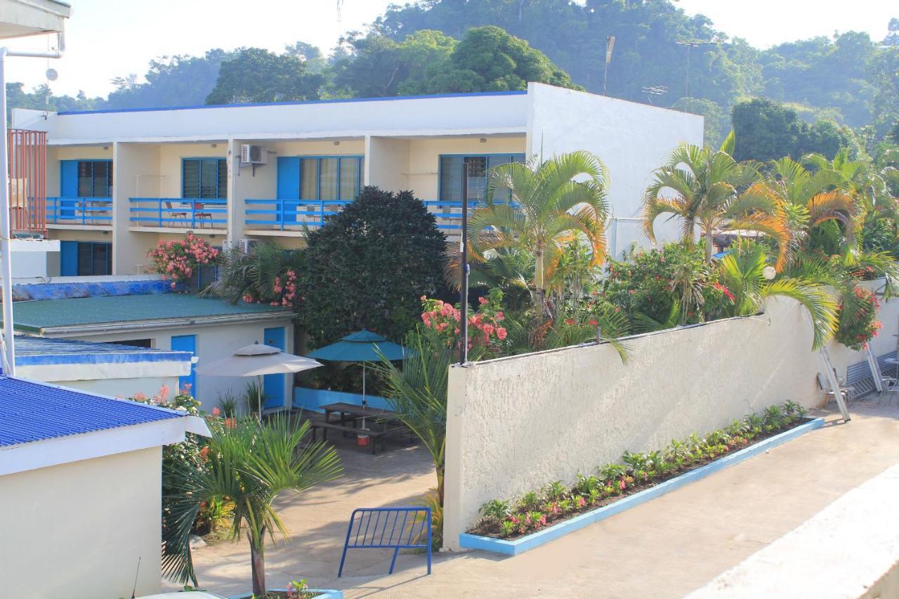 Pacific Paradise Motel Порт Вила Екстериор снимка
